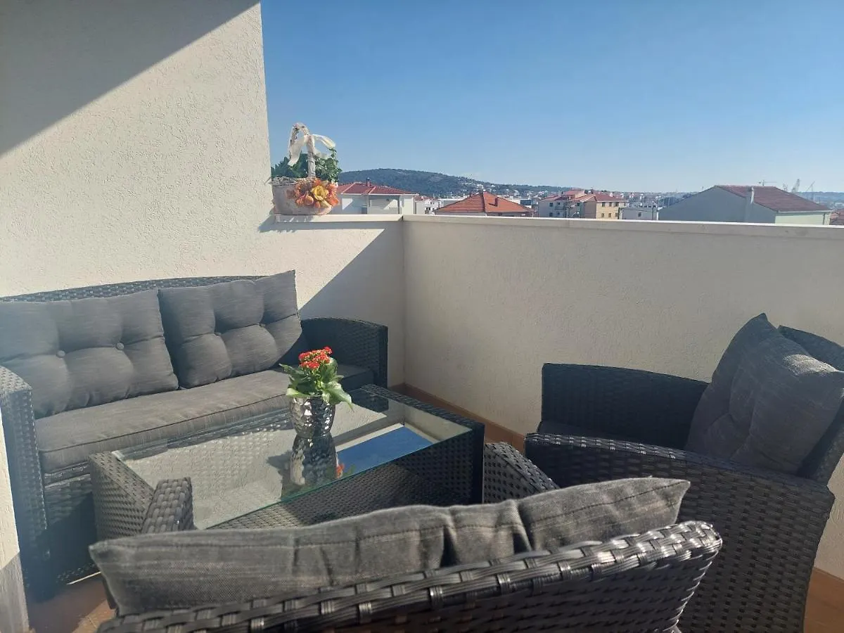 Apartment Ma Mi Trogir