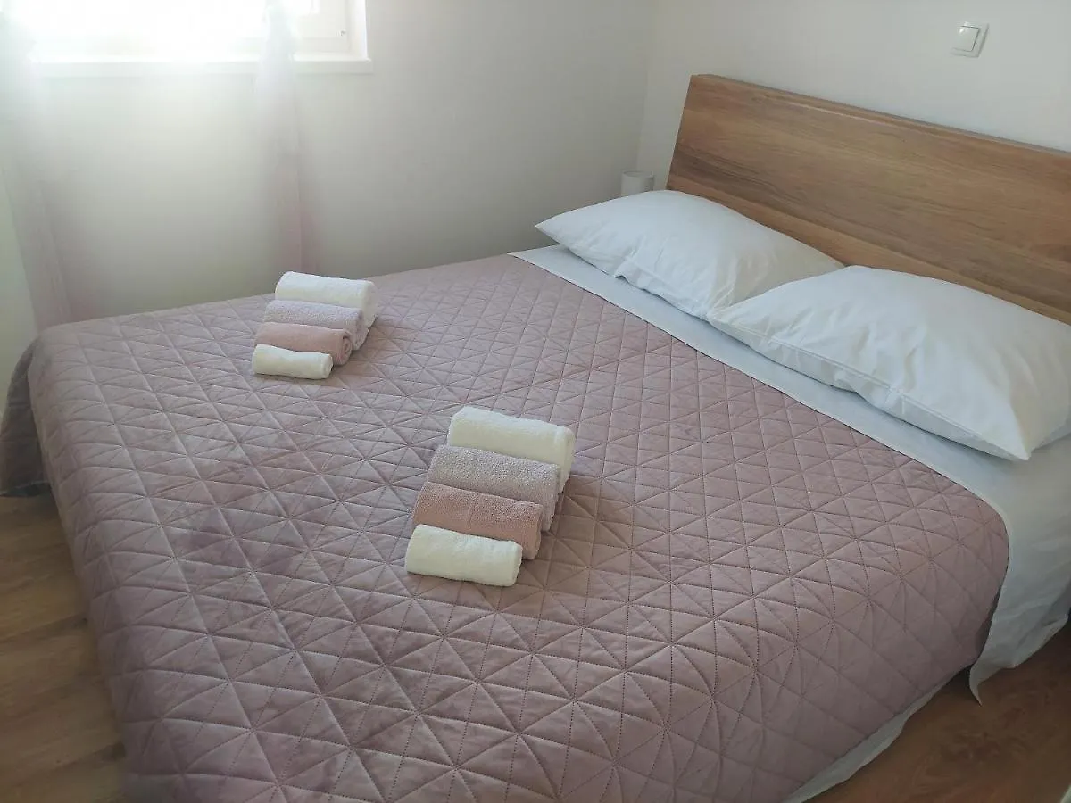 Apartment Ma Mi Trogir 0*,  Croatie