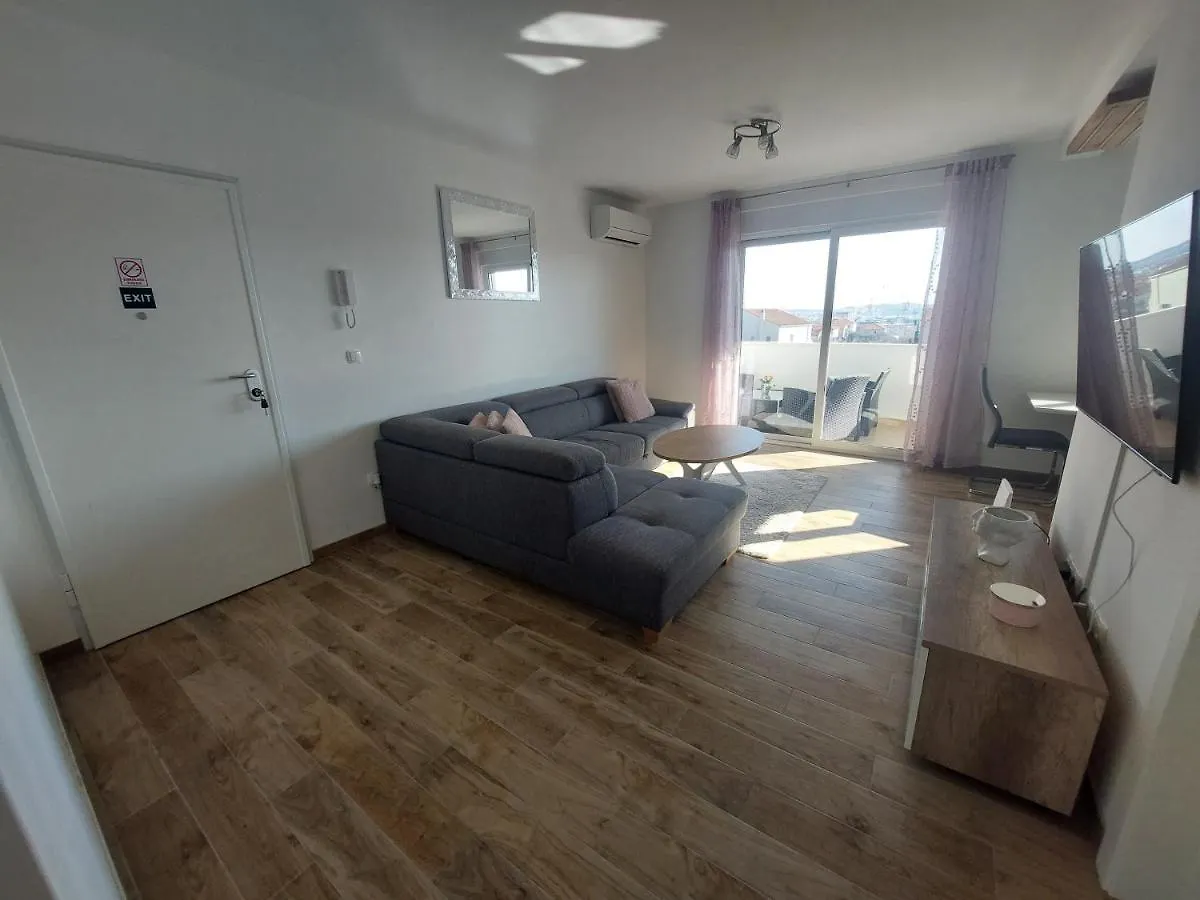Apartment Ma Mi Trogir